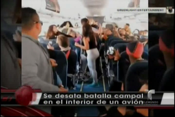 Mujeres Se Entran A Galletas, Patadas Y Puñetazos En Un Avión En Pleno Vuelo #Video