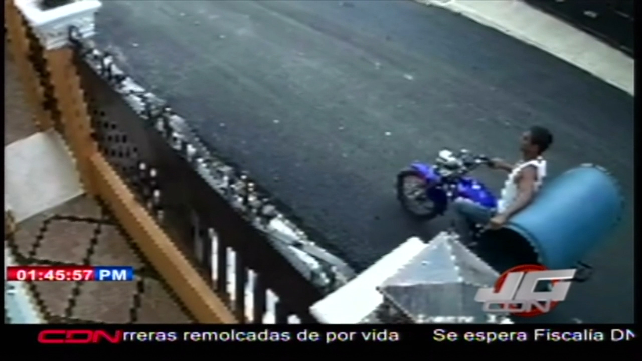 En La Urbanización Real En Santiago Se Están Robando Los Tanques De Basura