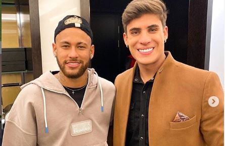 El Padrastro De Neymar Es Mucho Mas Joven Que El