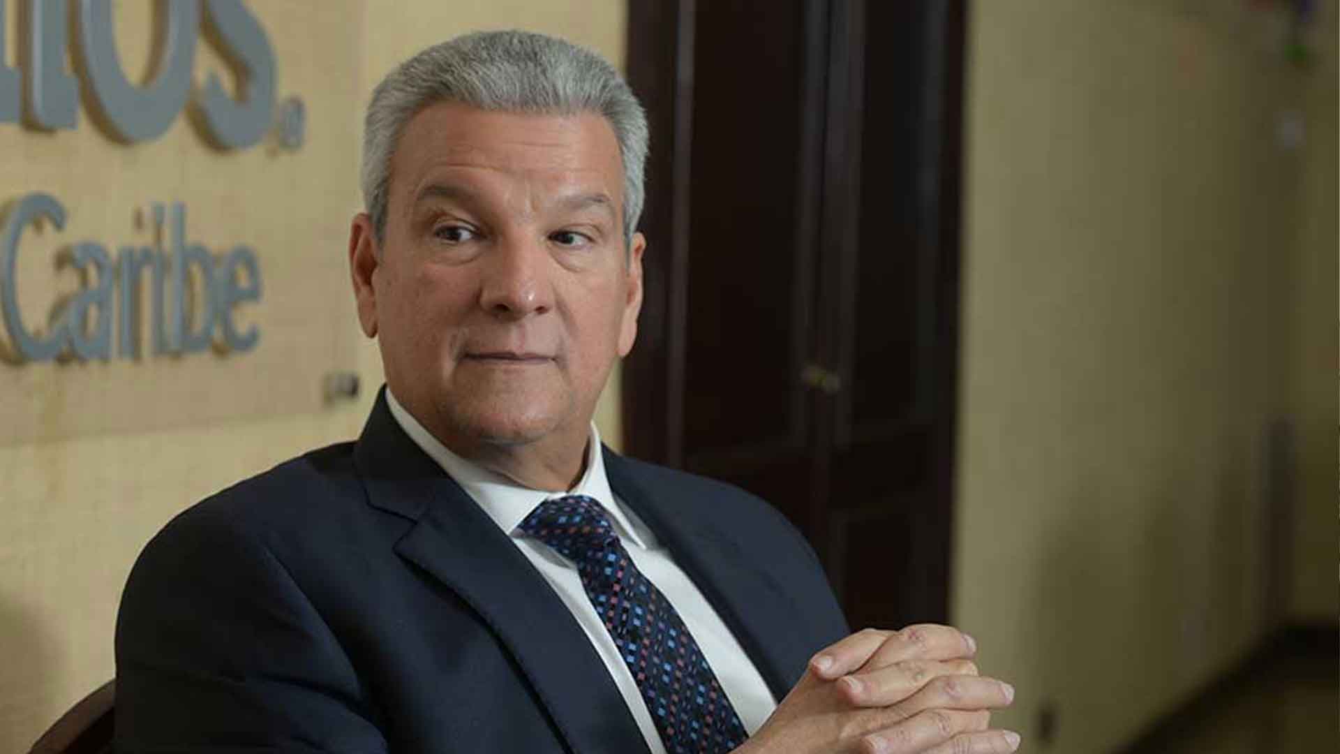 Nomina Pública Exagerada Pero No Habrá Despidos Masivos