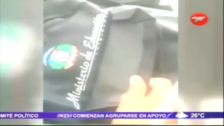 Ministro Andrés Navarro Solicitó La Veracidad En Video De Mochilas Donde Aparece Tapado El Logo Del Ministerio De Educación