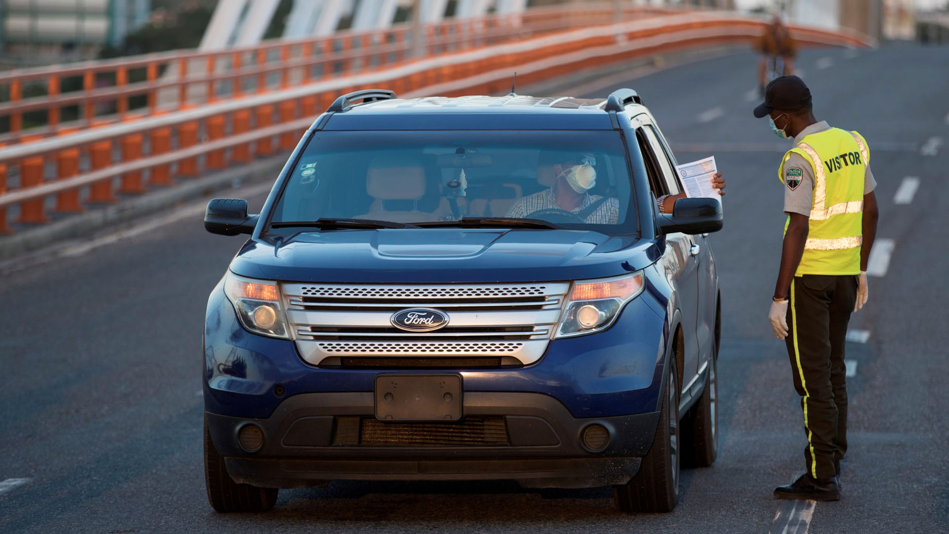 El Pueblo Se Desahoga Con Respecto Al Cierre Del País
