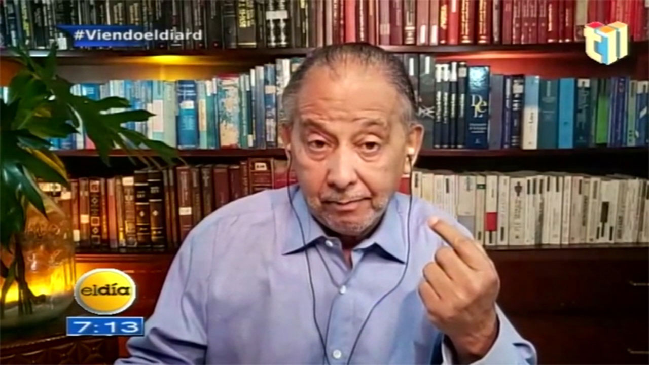 Huchi Lora: “Regidores Trabajan Para Los Que Quieren “FUÑIR” Al Pueblo”