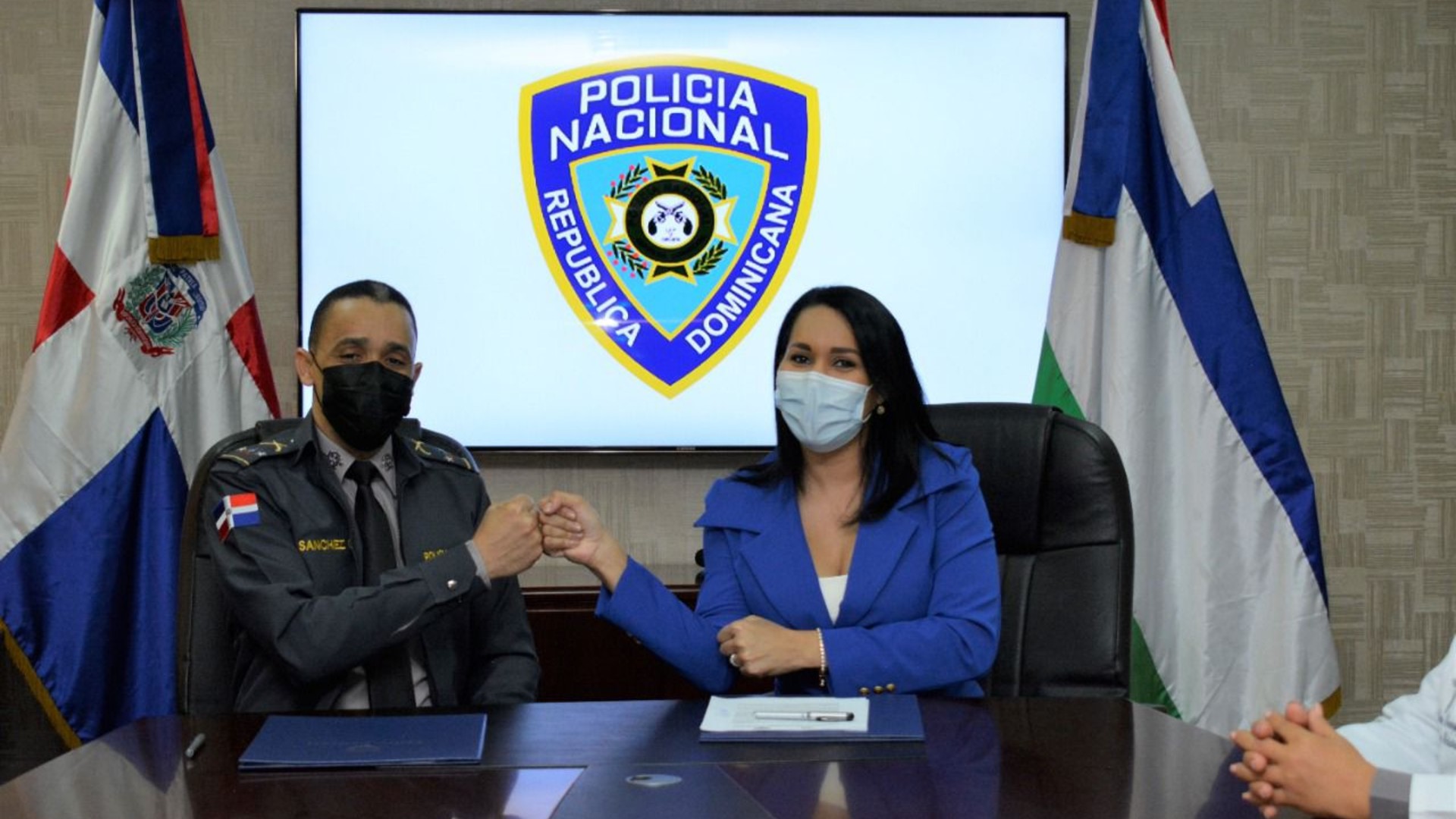 Policía Nacional Será Primer Nodo Para Afiliados De La Red De Donantes De Sangre