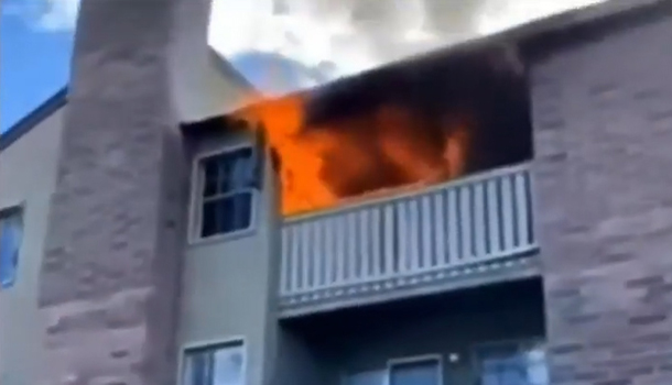 Madre Lanza A Sus Hijos De Un Apartamento En Llamas Para Intentar Salvarles La Vida Y Mira Cómo Terminó