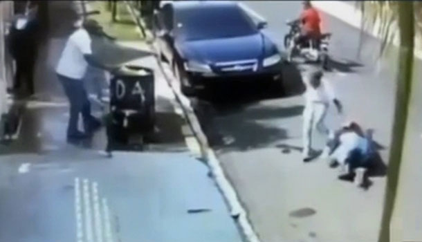 Moradores Preocupados Por Ola De Asaltos, Dueñan De Las Calles De Cerro Alto En Santiago