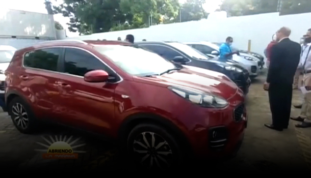 Andrés Cueto Devuelve 15 Jeepetas Y 2 Carros Que Costaban 16 Millones De Pesos En Alquiler