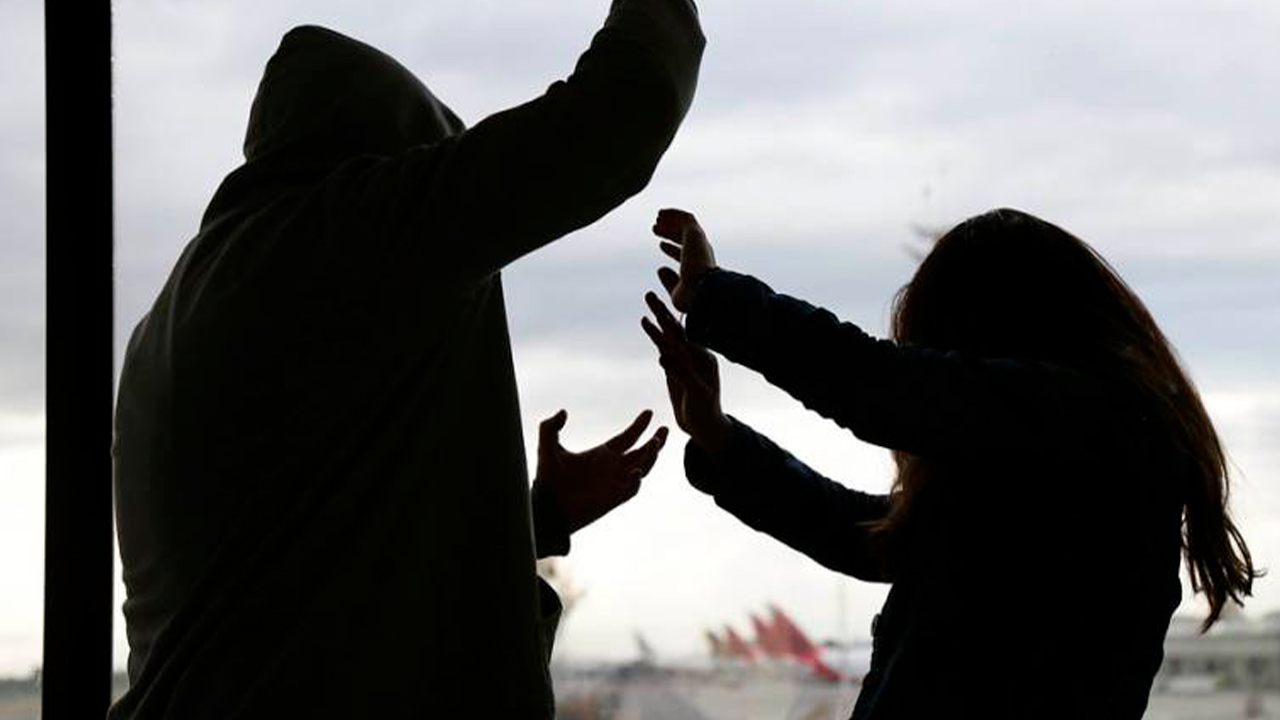 Policía Busca Hombre De 27 Años Que Hirió Con Arma Blanca A “su Pareja” Una Menor De 11 Años