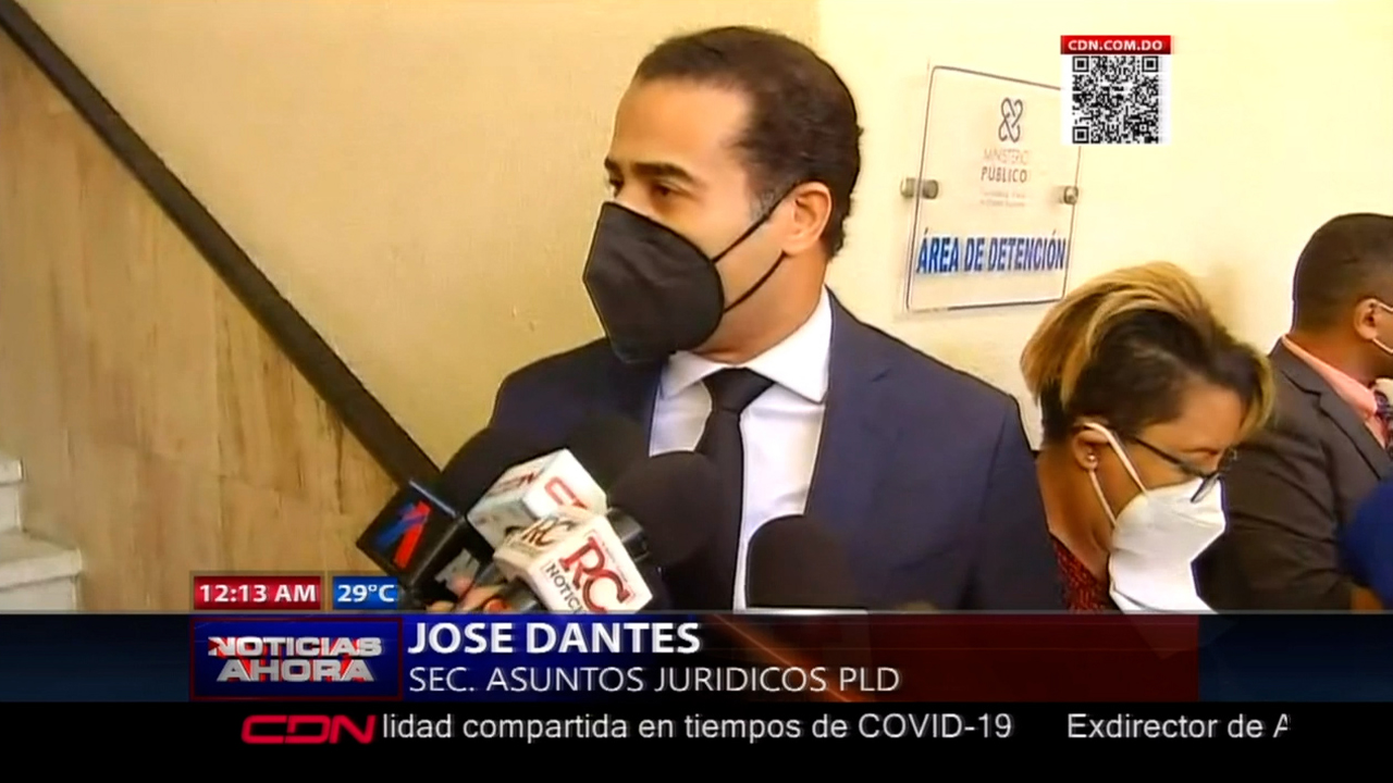 Amigos Y Familiares De Los Exfuncionarios Del PLD Acuden A Visitar A Los Arrestados Por El PEPCA