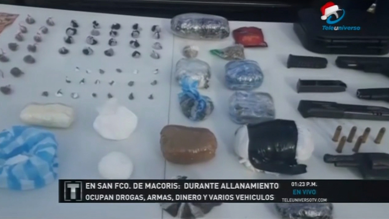 Ocupan Drogas, Armas, Dinero Y Varios Vehículos Durante Allanamiento En SFM