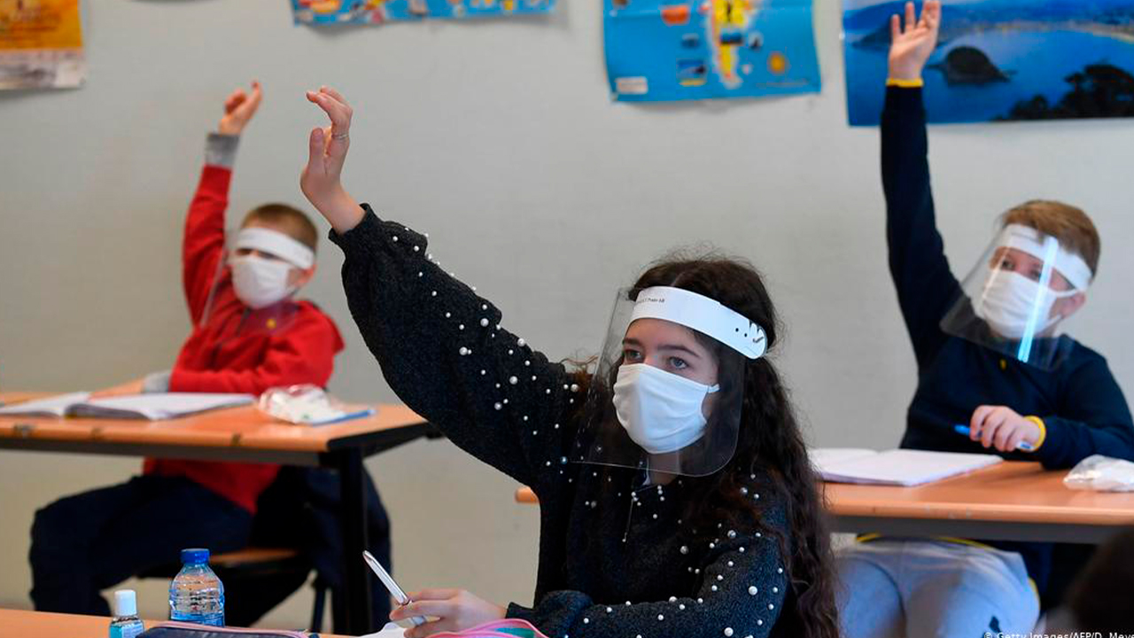 New York Comienza Reapertura Escolar Tras Cierre Por El Repunte En Los Contagios De COVID-19