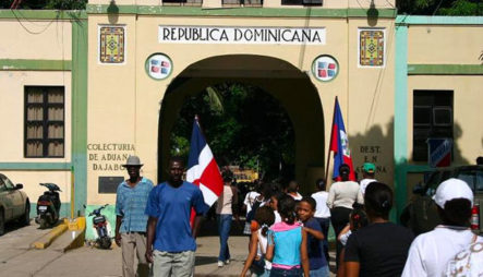 Oyente Denuncia La Supuesta Entrada De Ciudadanos Chinos Por La Frontera Dominico-Haitiana