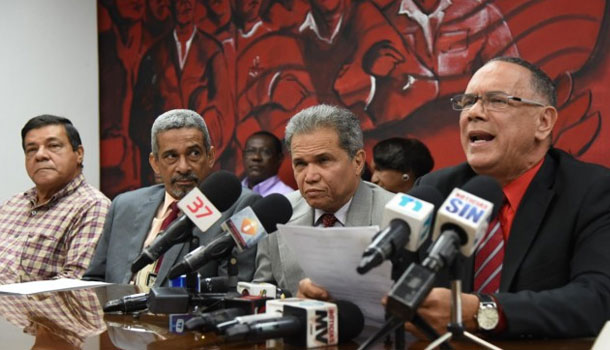 El Colegio Médico Pide Que Pruebas De COVID-19 Puedan Realizarse En Laboratorios Privados