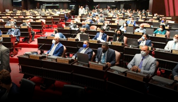 Comisión De Justicia Rechaza Algunas De Las Recomendaciones Para Incluir Las 3 Causales