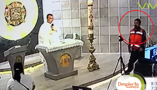 Intento De Extorsión A Un Padre Que Oficiaba Una Misa Por Las Redes Sociales En México