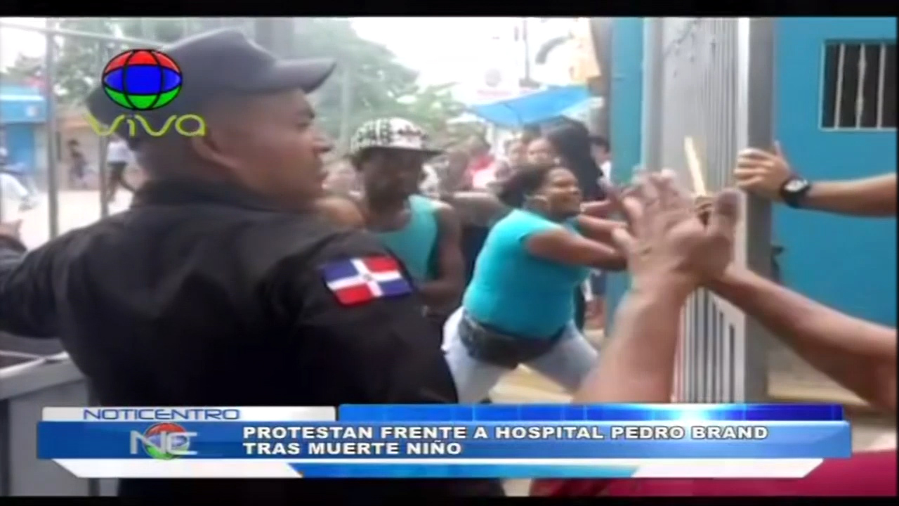 Protestas Frente Al Hospital De Pedro Brand Tras La Muerte De Un Niño