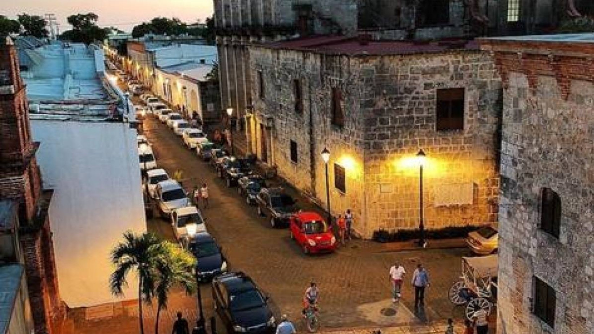 ¡Reabren Este Jueves La Mayoría De Bares De La Zona Colonial!