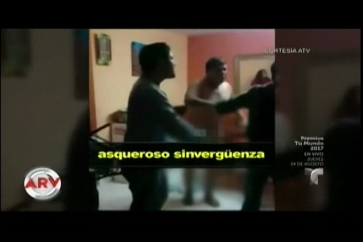 ¡LA JUSTICIA E N CÓPULA! Mujer Llegó A Su Apartamento, Encontró A Su Esposo Policía Desnudo Con Una Jueza Y Se Armó El Rebú