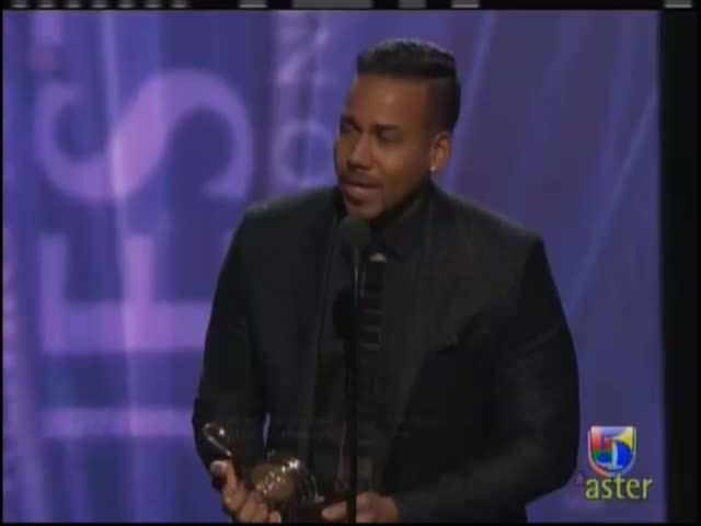 Romeo Santos Gana Artista Premio Lo Nuestro Del Año #Video