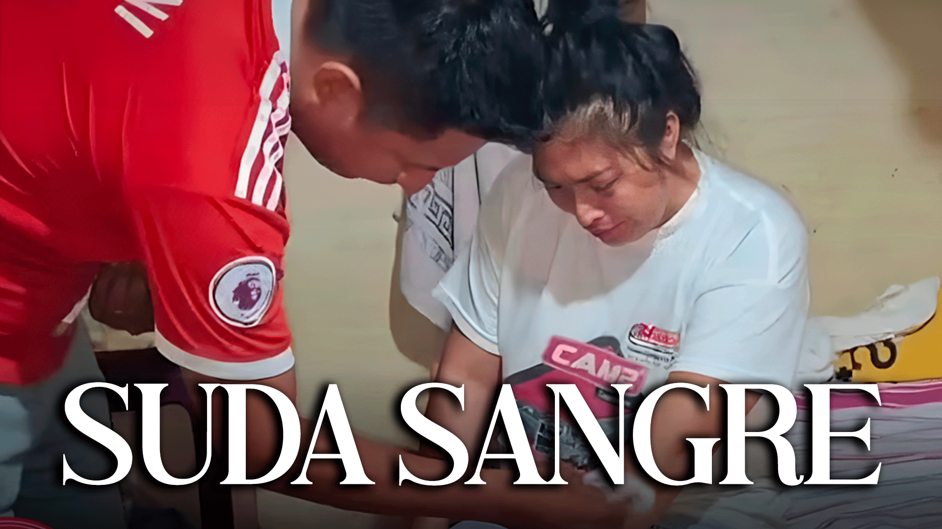 Mujer En Perú Padece Extraña Condición Que La Hace Sudar Sangre