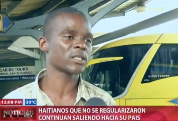 Haitianos Que No Se Regularizaron Continúan Saliendo Hacia Su Pais #Video