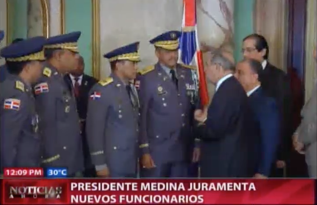 Presidente Medina Juramenta Nuevos Funcionarios