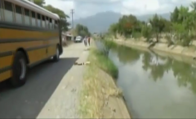 Encuentran El Cuerpo Sin Vida De Un Hombre En Una Canal De Santiago