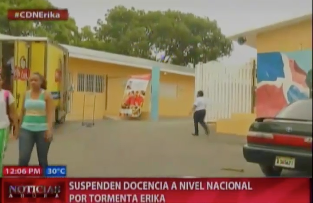 Suspenden Docencia A Nivel Nacional Por Tormenta Erika #Video