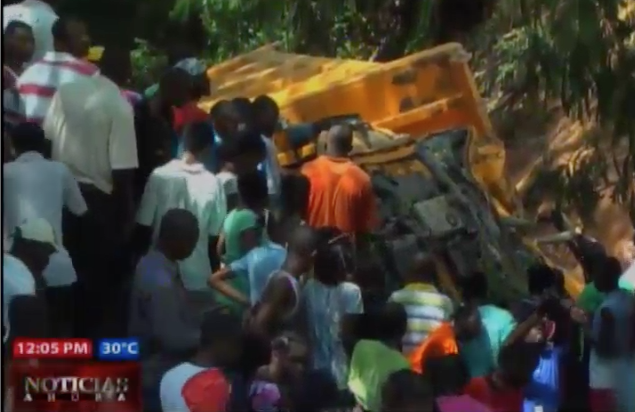 Accidente En Puerto Principe Deja Al Menos Tres Muertos Y Siete Heridos #Video