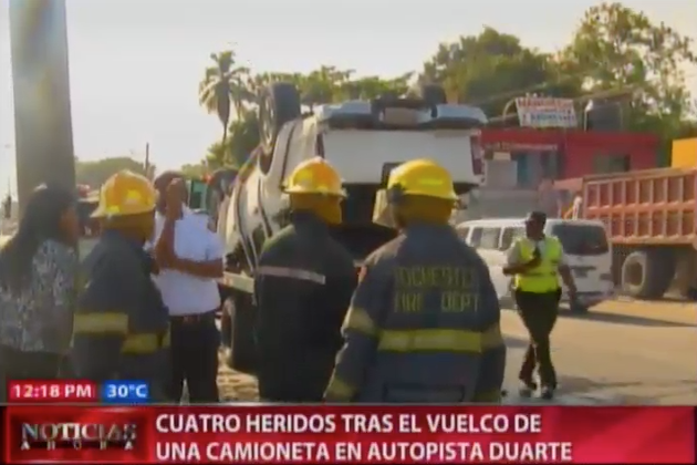 Cuatro Heridos Tras El Vuelco De Una Camioneta En Autopista Duarte #Video
