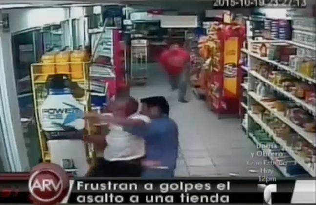 Frustran A Golpes Asalto A Una Tienda En México #Video