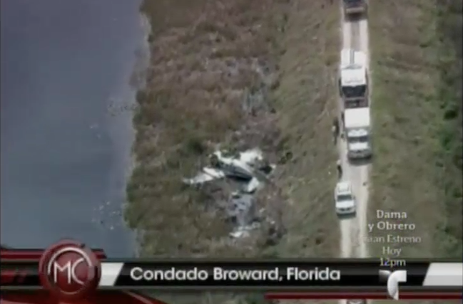 Avión Se Estrella Cerca De Un Canal En La Florida #Video