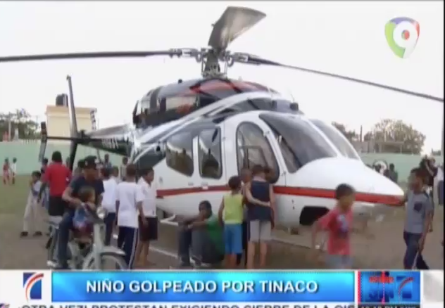 Niño Es Golpeado En La Cabeza Por Un Tinaco Cuando El Ministro De Obras Públicas Pasaba En Un Helicóptero #Video
