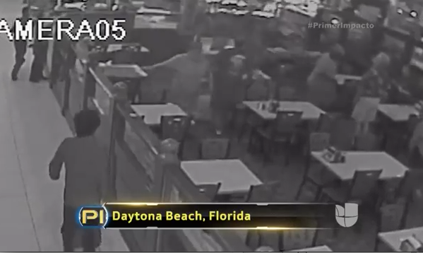 Un Ladrón Rompe Por Equivocación El Techo De Un Restaurante En Florida #Video