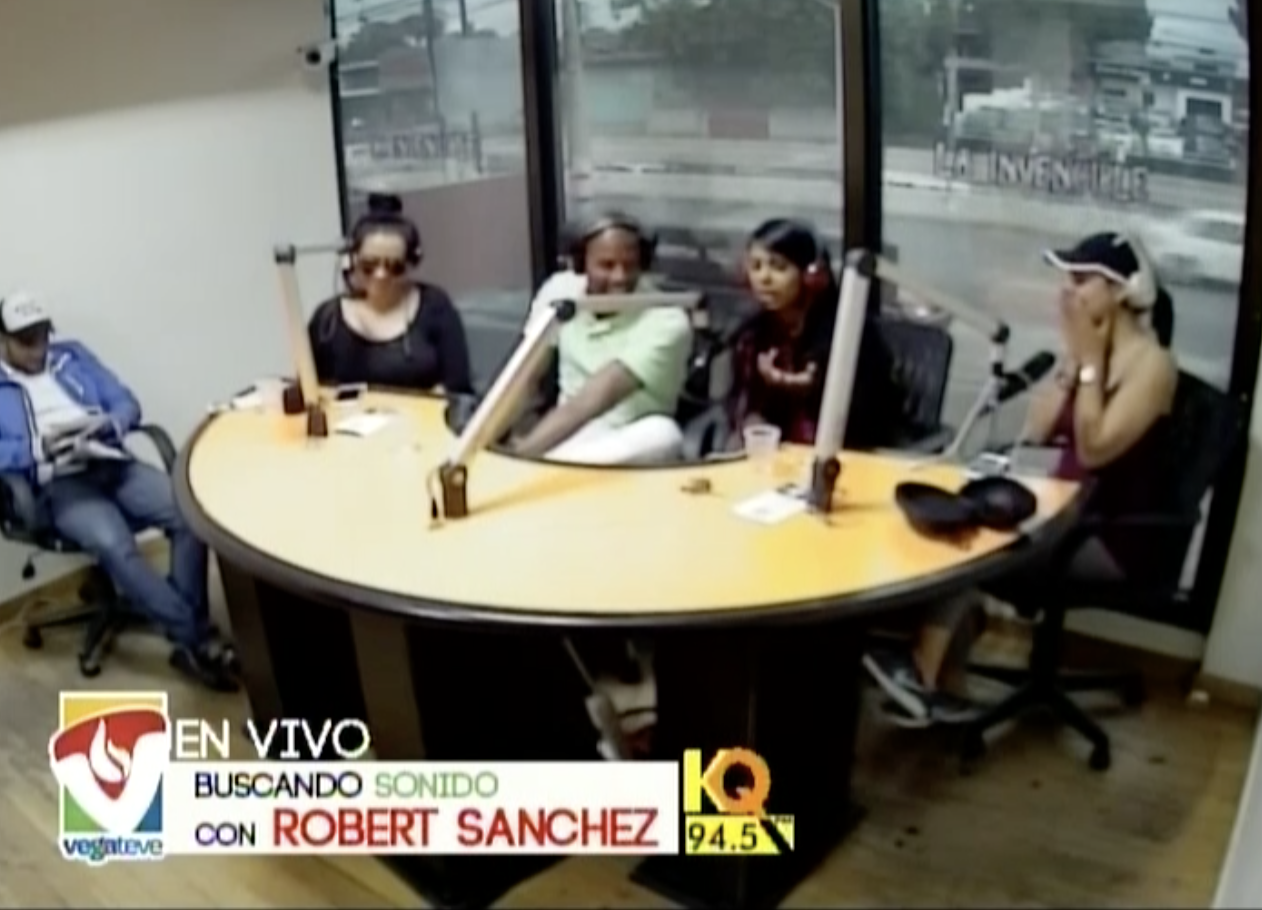 Oyente Llama Furioso Al Programa De Robert Sanchez Y Comienza Atacar A Una De Sus Presentadoras