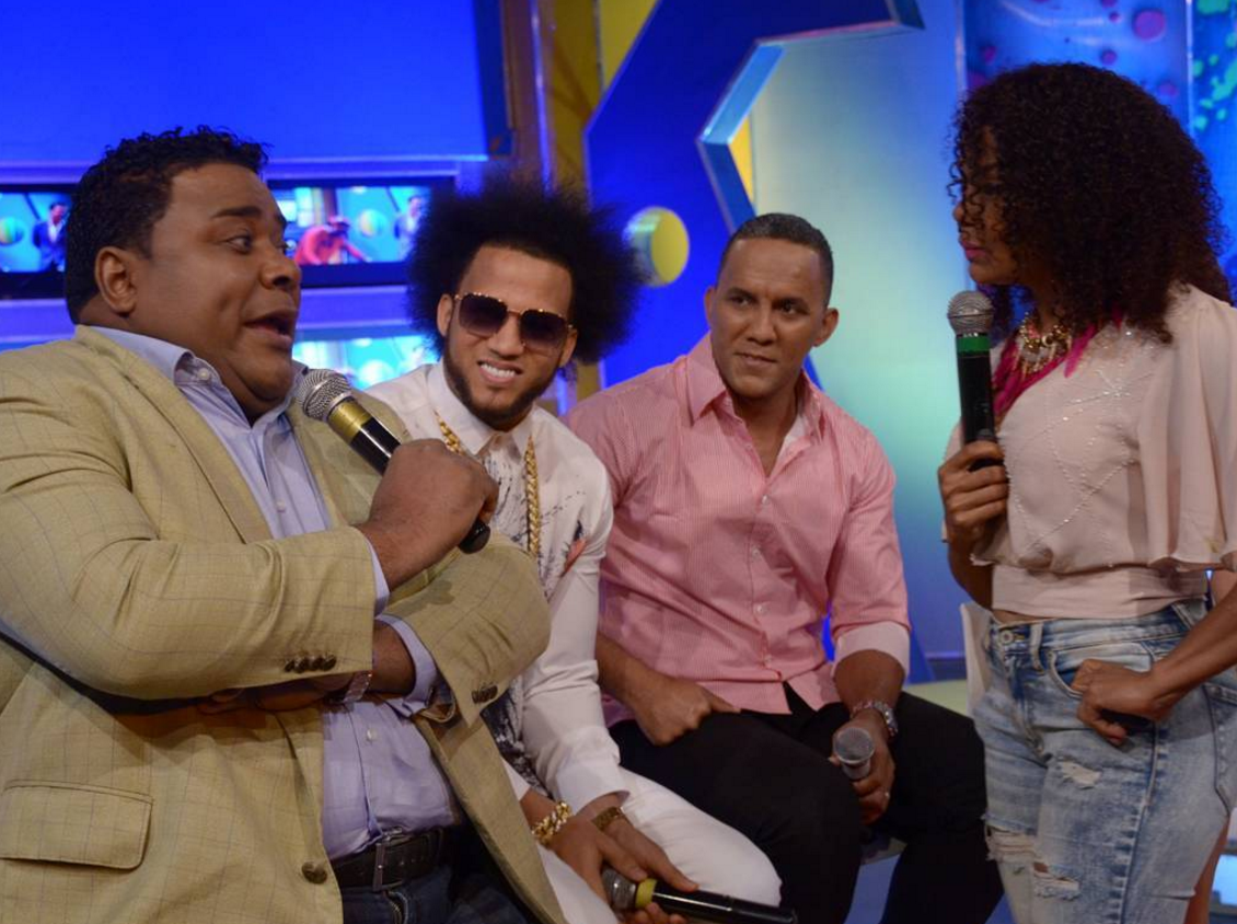 Mas Roberto Presenta Hombre Y Mujer: Los Insaciables