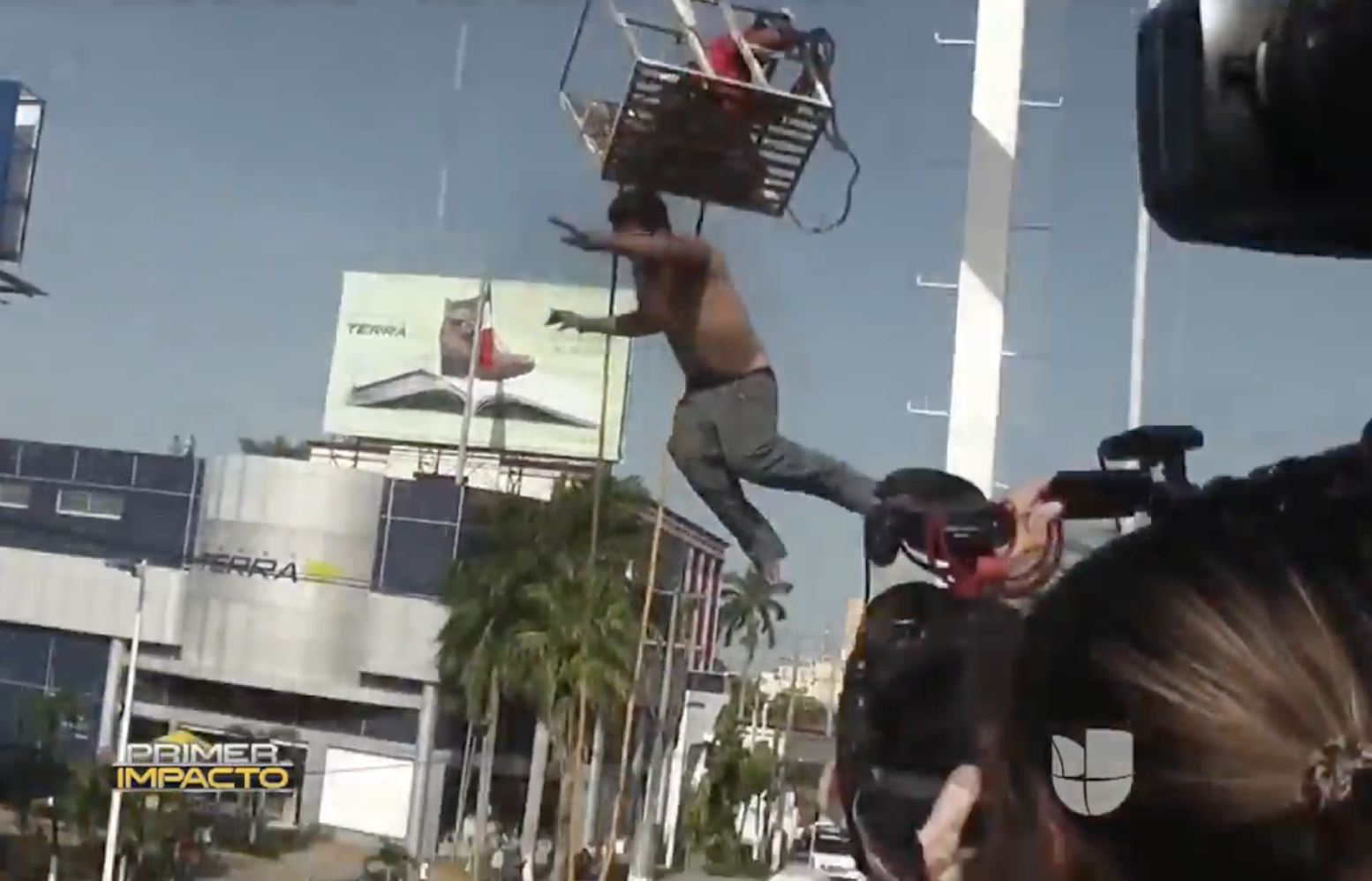 ¡Increíble! Hombre Intenta Suicidarse Varias Veces Pero No Lo Logra