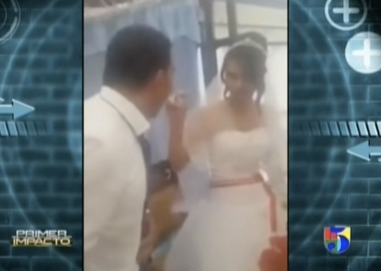 Novio Golpea A Su Esposa En Plena Boda En Turquía
