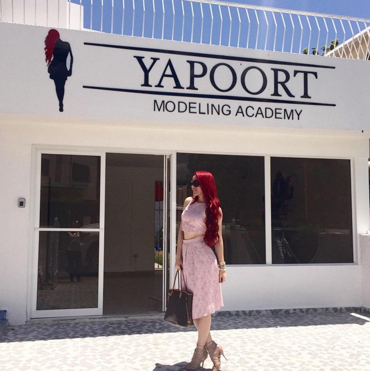 Karen Yapoort En Lío Por Fotos