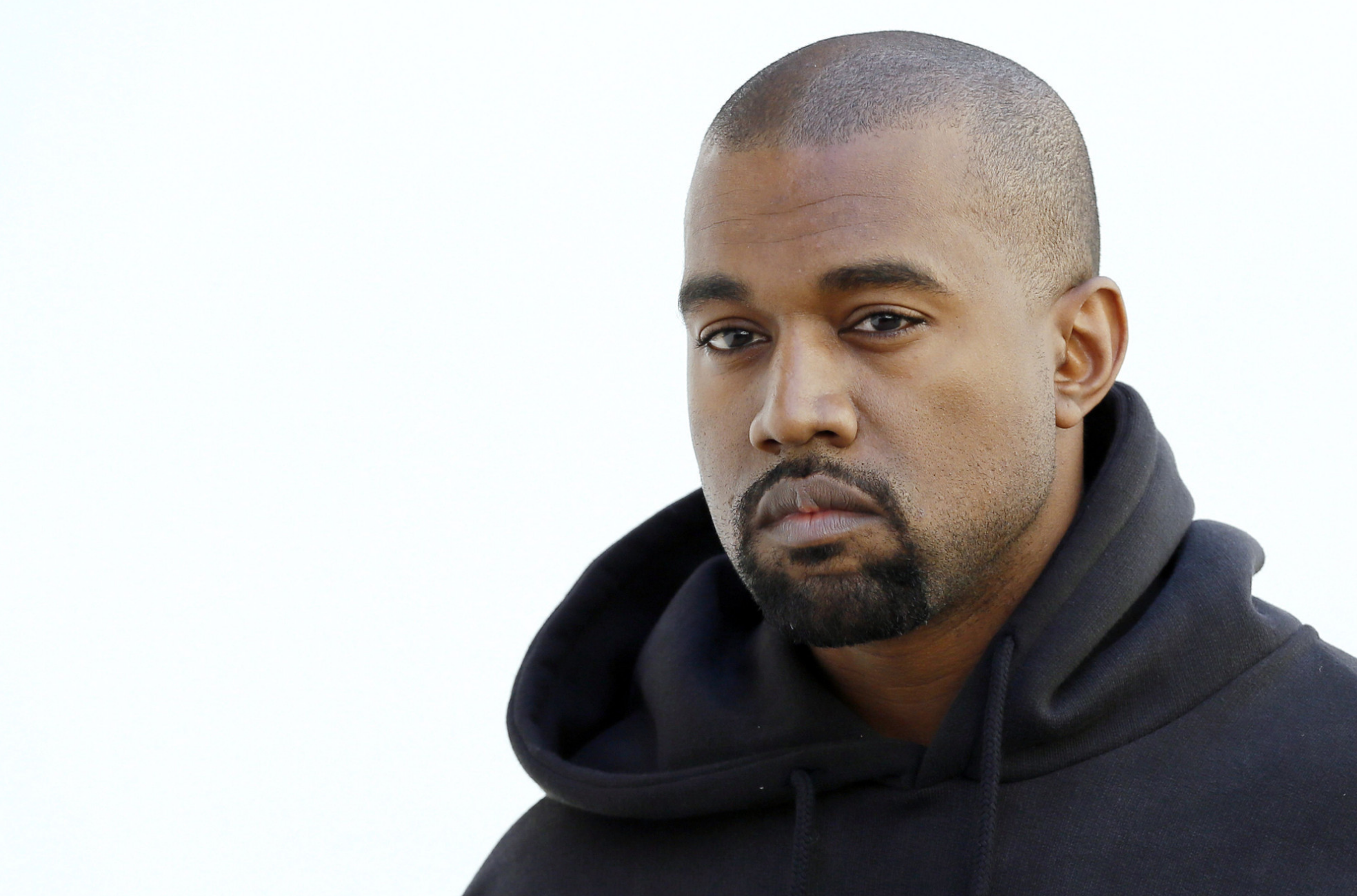 ¿Kanye West Sufre De Problemas Mentales? El Cantante Fue Hospitalizado