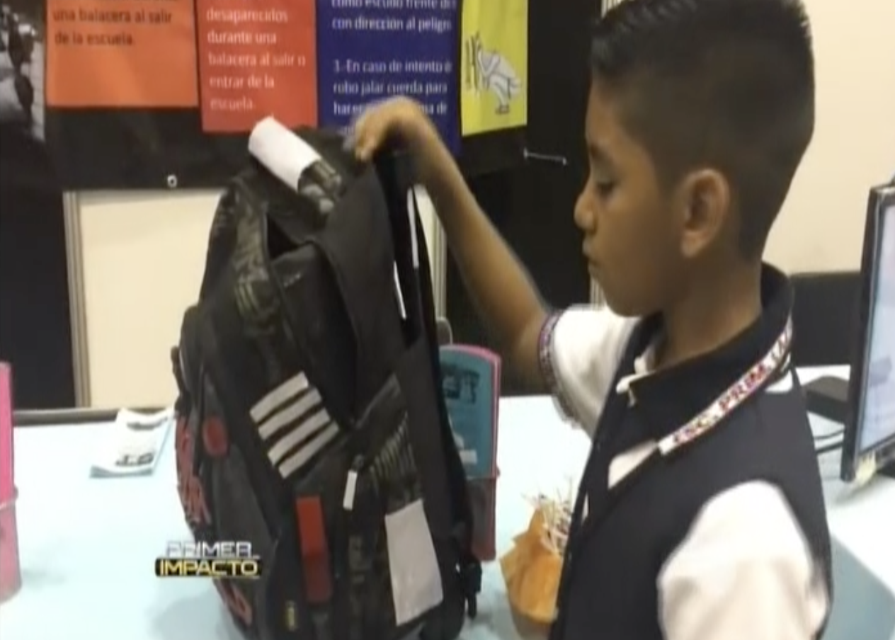 Un Niño Mexicano Crea Mochila Anti Robo Y Secuestro