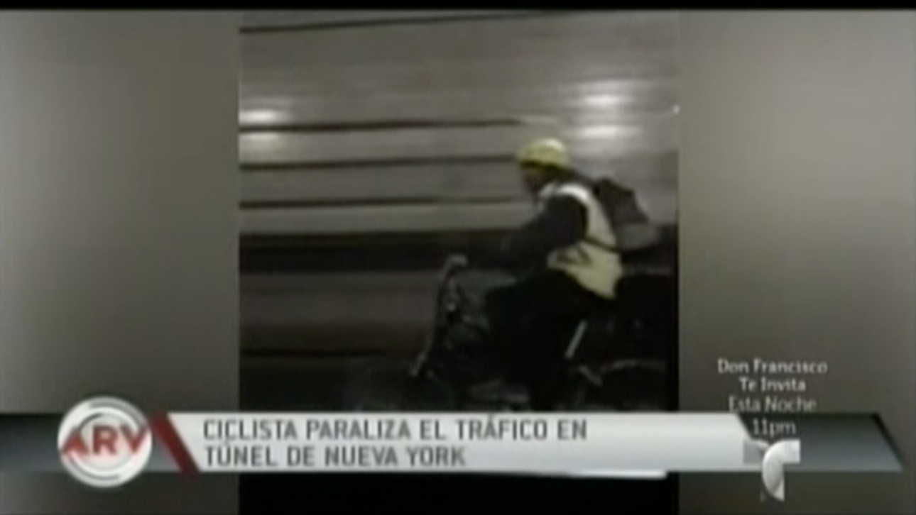 Ciclista Paraliza El Trafico En Tunel De NY Al Hacer Algo Indebido