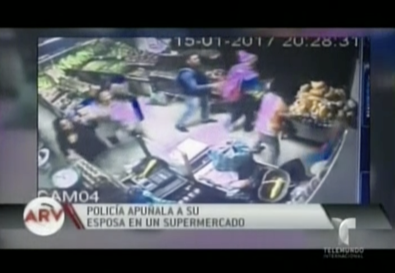 Imágenes Fuertes. Policía Apuñala A Su Esposa En Un Super Mercado De Colombia