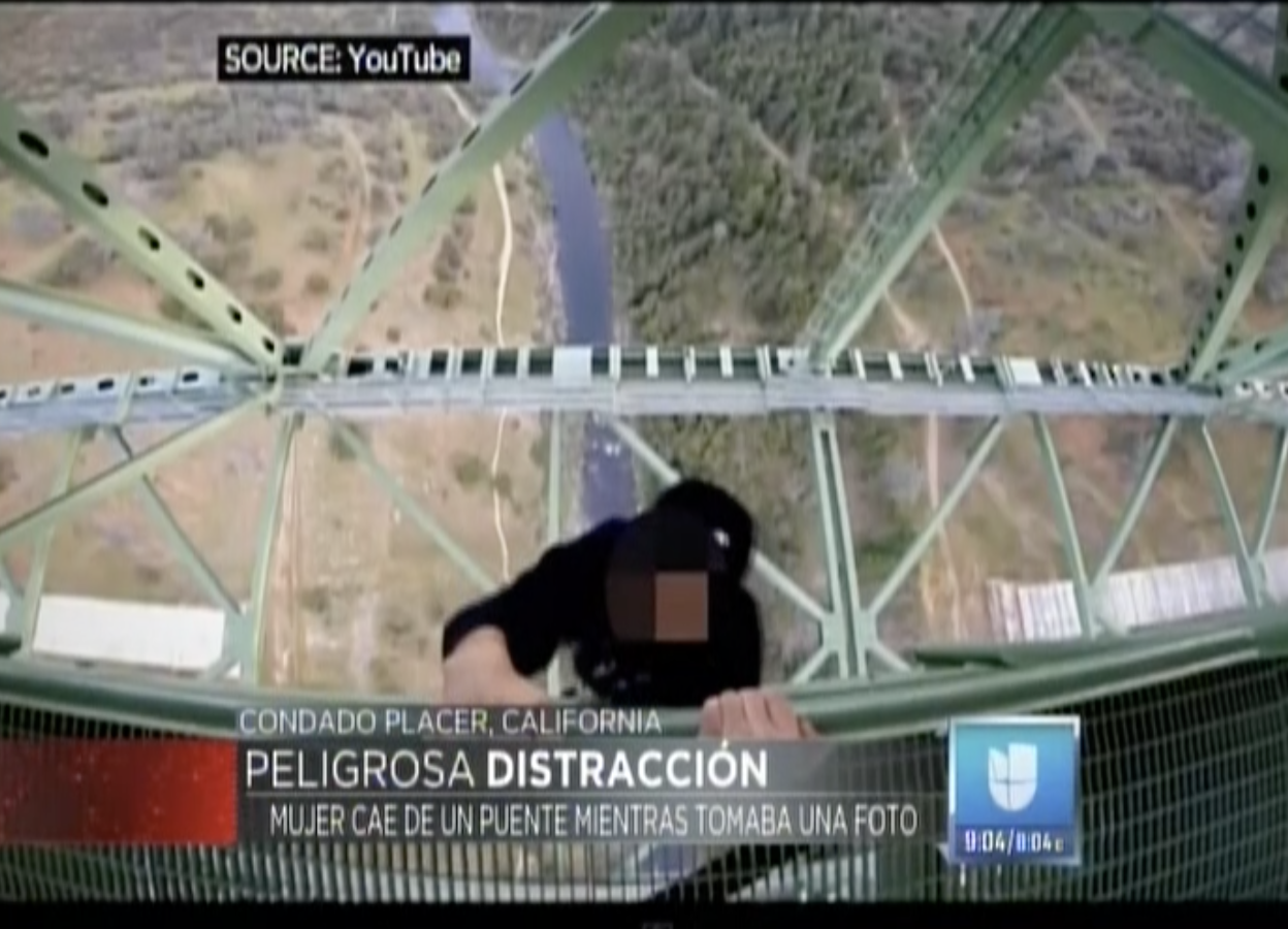 Una Mujer Casi Muere Al Tomarse Este Peligroso Selfie Desde Un Puente