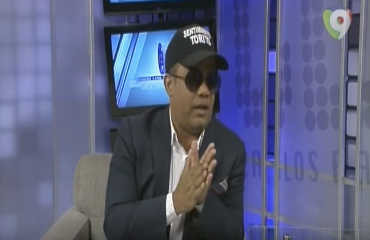 Carlos Batista Entrevista A Héctor Acosta En ‘Con Los Famosos’