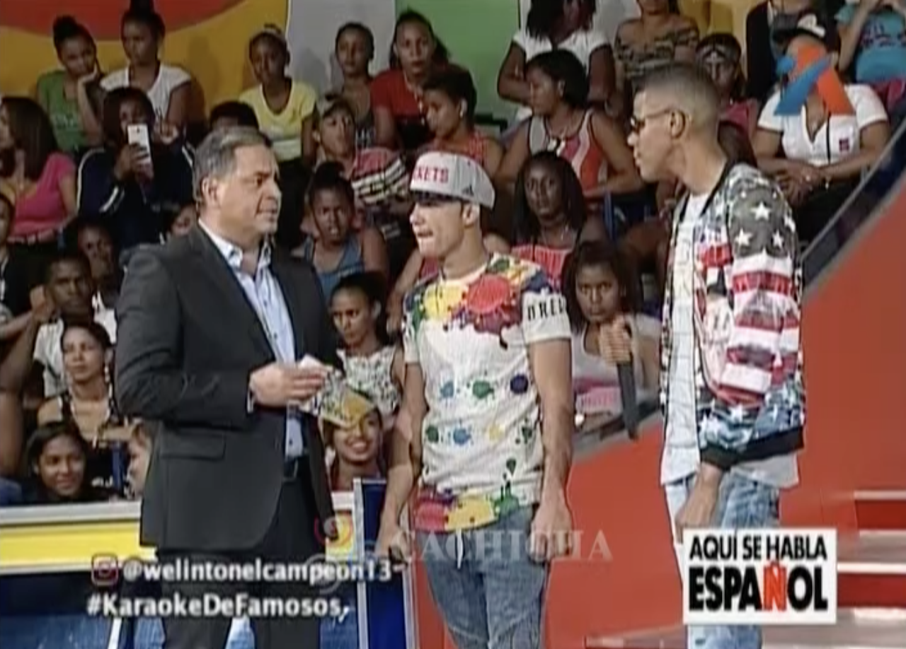 Welinton Quiw Y El Primo Luca Cantando Un Tema De Prince Royce En Aquí Se Habla Español