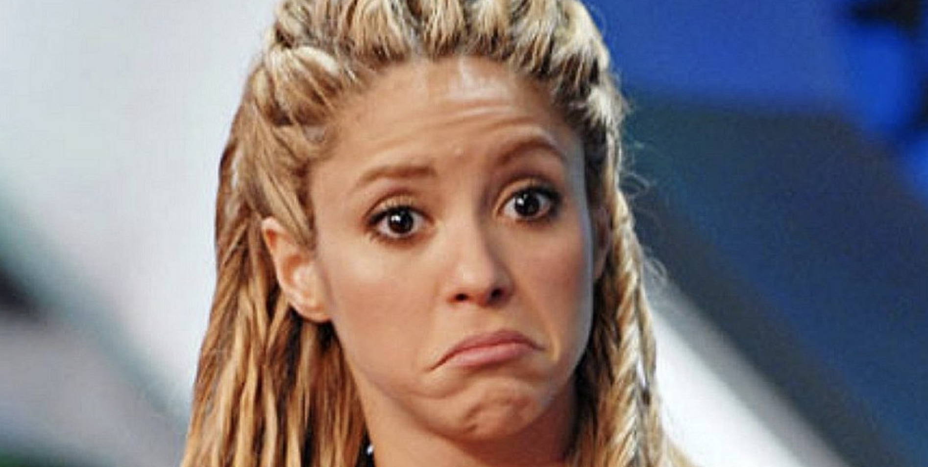 Shakira Continua En La Mira De Las Autoridades. La Cantante No La Tiene Nada Facil Con La Justicia