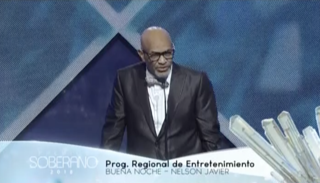 El Emotivo Momento En Que Nelson Javier Recibe Premio Soberano Y Envía Un Mensaje Al País