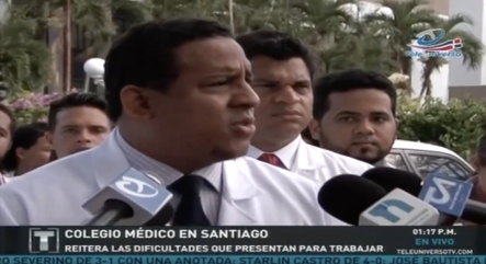 Medicos Del Seguro Social Protestan Por Deficiencias En El Hospital