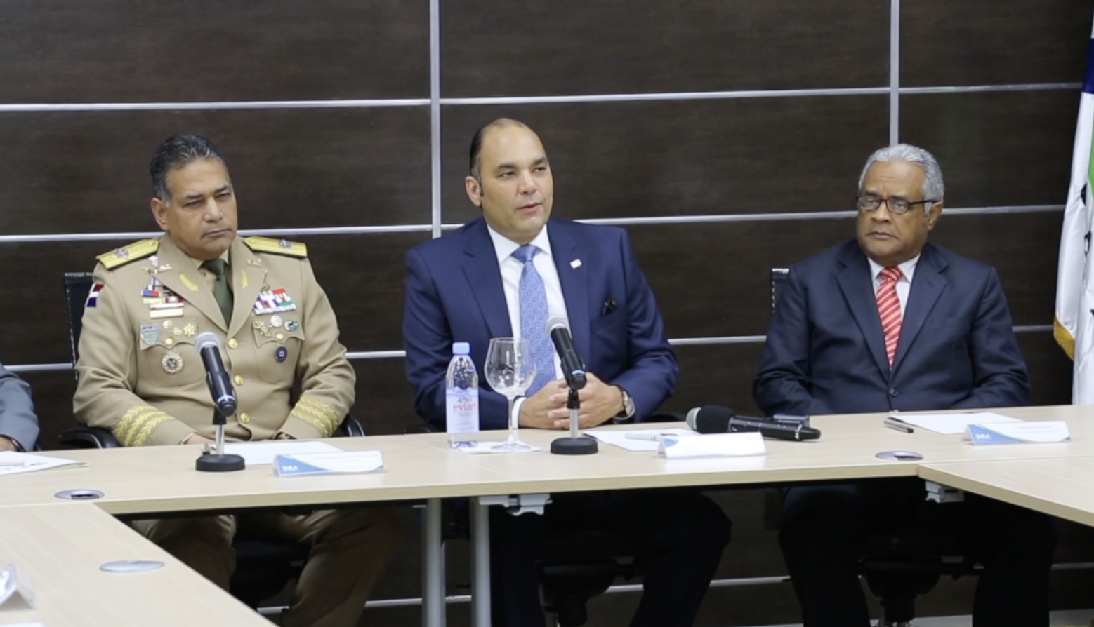 DGA Y MIDE Impulsan Firma Protocolo Embarcaciones